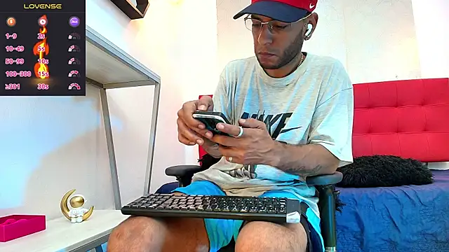 Andrey u92 online show from September 24, 2025, 7:53 pm