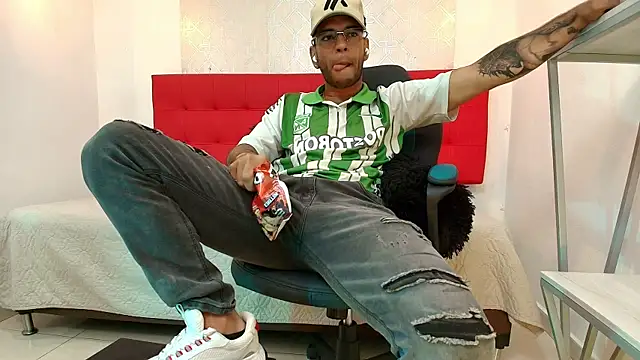 Andrey u92 online show from September 21, 2025, 8:47 pm