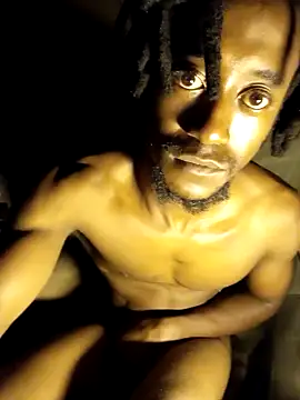 Snapshot of Hentaii001 chatting on December 28, 2024, 12:57 am Hentaii001 online show from December 28, 2024, 12:57 am