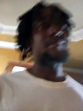 Snapshot of Hentaii001 chatting on February 17, 2025, 11:13 am Hentaii001 online show from February 17, 2025, 11:13 am