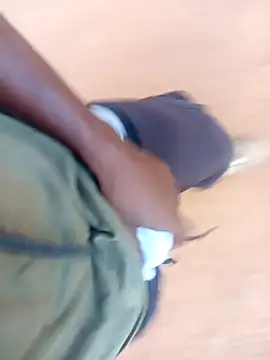 Snapshot of Hentaii001 chatting on January 31, 2025, 5:30 am Hentaii001 online show from January 31, 2025, 5:30 am