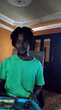 Snapshot of Hentaii001 chatting on March 18, 2025, 4:51 am Hentaii001 online show from March 18, 2025, 4:51 am