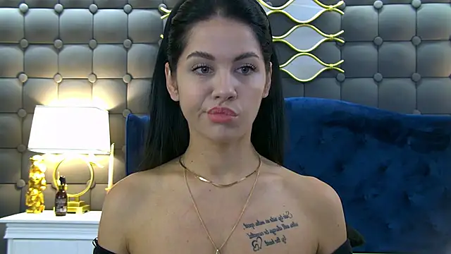 Snapshot of LeyaCass chatting on September 28, 2025, 3:46 am LeyaCass online show from September 28, 2025, 3:46 am