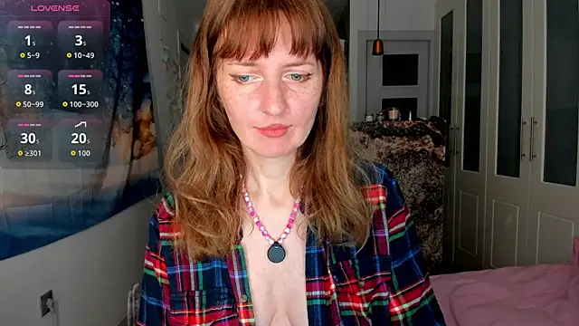 Snapshot of YourSexyNeighbour chatting on January 16, 2026, 8:18 am YourSexyNeighbour online show from January 16, 2026, 8:18 am