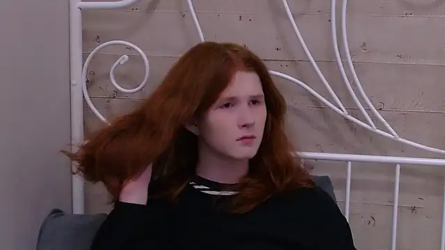 Snapshot of ZaynGraham chatting on October 15, 2025, 5:06 am ZaynGraham online show from October 15, 2025, 5:06 am