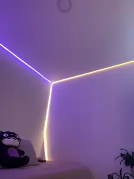 AmmyCollinsW online show from March 6, 2026, 10:05 pm