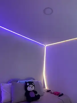 AmmyCollinsW online show from March 8, 2026, 8:12 pm