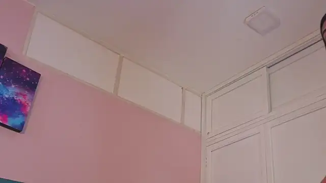 Snapshot of Kaataleya_horny chatting on December 2, 2025, 4:14 am Kaataleya horny online show from December 2, 2025, 4:14 am