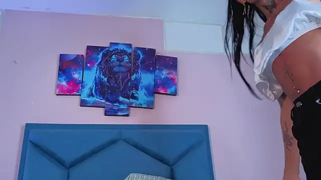 Snapshot of Kaataleya_horny chatting on November 19, 2025, 2:00 am Kaataleya horny online show from November 19, 2025, 2:00 am