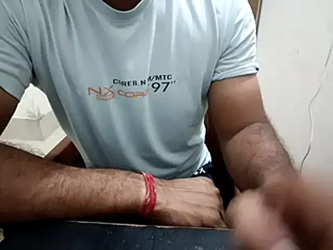 Snapshot of Controlforyou1 chatting on October 5, 2025, 10:17 am Controlforyou1 online show from October 5, 2025, 10:17 am
