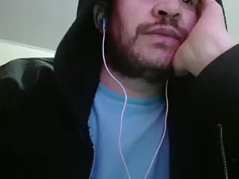 camiloking1720 online show from February 9, 2025, 4:40 pm