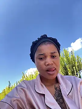 cardibabe online show from April 2, 2026, 9:27 am