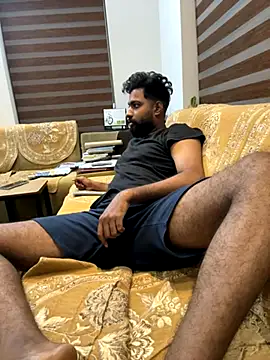 hardfukr0088 online show from October 5, 2025, 2:08 pm