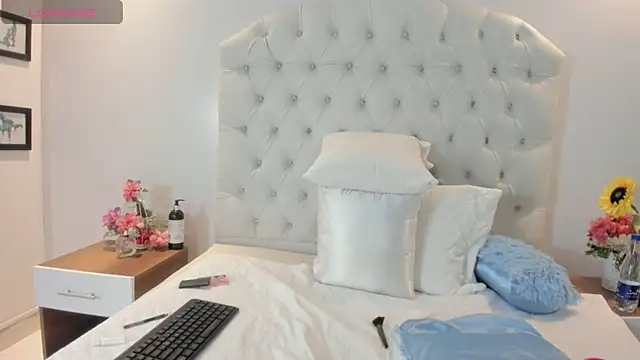 brithany rousee online show from December 4, 2025, 2:16 pm