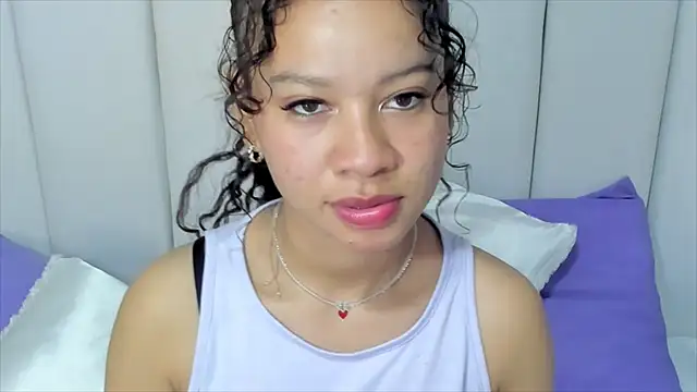 Snapshot of brithany_rousee chatting on February 12, 2025, 7:13 pm brithany rousee online show from February 12, 2025, 7:13 pm