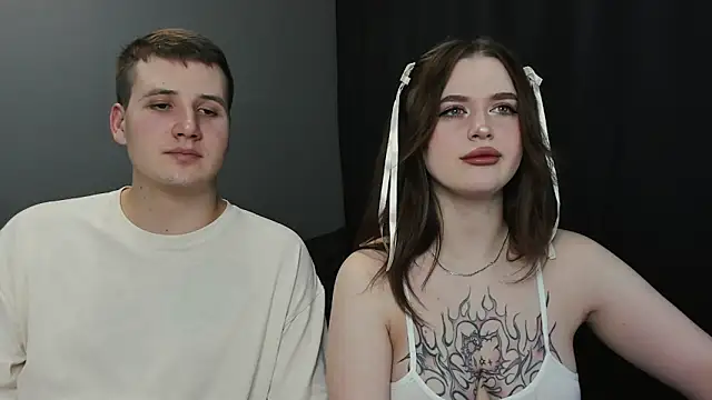 Snapshot of Pinku_kitsune chatting on February 14, 2025, 10:47 pm Pinku kitsune online show from February 14, 2025, 10:47 pm