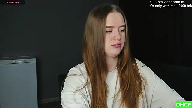 Snapshot of Pinku_kitsune chatting on February 11, 2026, 4:12 am Pinku kitsune online show from February 11, 2026, 4:12 am