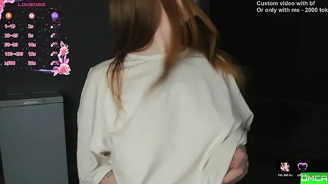 Snapshot of Pinku_kitsune chatting on February 26, 2026, 5:51 am Pinku kitsune online show from February 26, 2026, 5:51 am