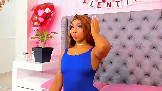 HaileeRoberts online show from February 12, 2026, 12:27 pm