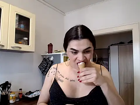 Snapshot of Dulce_hot_23_ chatting on May 10, 2026, 3:03 pm Dulce hot 23 online show from May 10, 2026, 3:03 pm