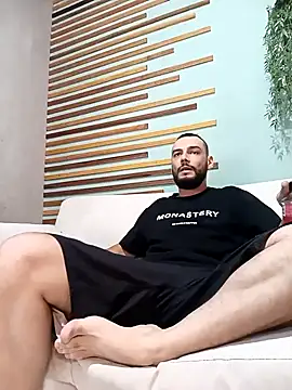 Snapshot of antony_bigdick_ chatting on May 13, 2026, 7:32 pm antony bigdick online show from May 13, 2026, 7:32 pm