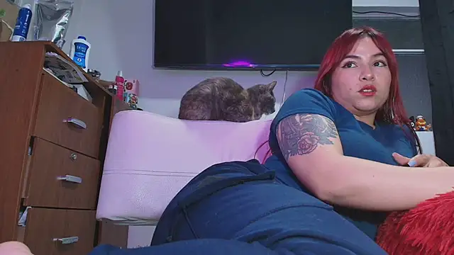 Snapshot of Maylin_2024 chatting on November 15, 2025, 2:37 am Maylin 2024 online show from November 15, 2025, 2:37 am