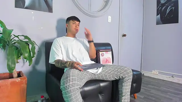 Cristopher strong online show from March 15, 2025, 3:59 pm