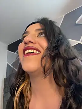 Snapshot of alyssa_magiic chatting on July 8, 2026, 5:35 pm alyssa magiic online show from July 8, 2026, 5:35 pm
