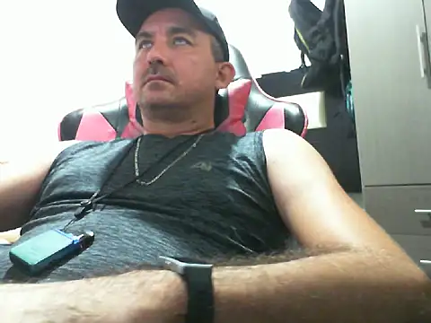 Snapshot of noel329 chatting on July 14, 2026, 12:43 am noel329 online show from July 14, 2026, 12:43 am