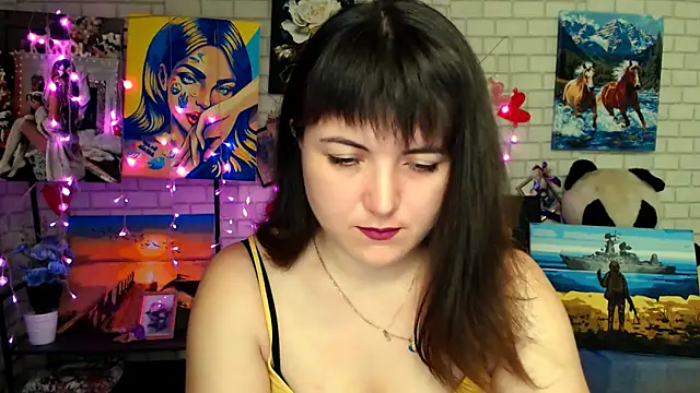 Darina M  online show from February 15, 2026, 5:19 am