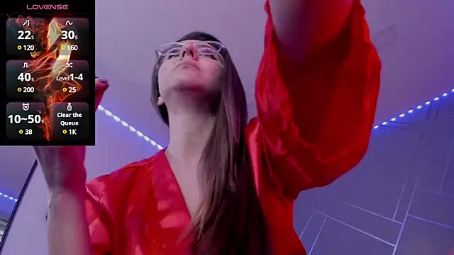 Snapshot of Ich_Bin_Julia chatting on December 10, 2024, 5:33 pm Ich Bin Julia online show from December 10, 2024, 5:33 pm