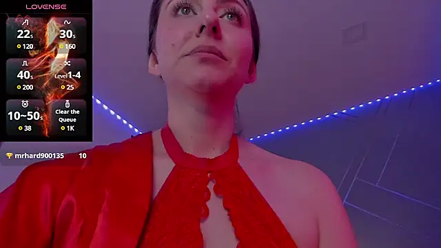 Snapshot of Ich_Bin_Julia chatting on December 17, 2024, 6:20 pm Ich Bin Julia online show from December 17, 2024, 6:20 pm