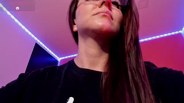 Snapshot of Ich_Bin_Julia chatting on May 26, 2026, 9:29 am Ich Bin Julia online show from May 26, 2026, 9:29 am