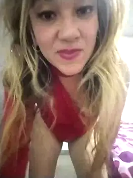 Snapshot of ELEKTRA_LUXURY chatting on December 11, 2024, 12:54 am ELEKTRA LUXURY online show from December 11, 2024, 12:54 am