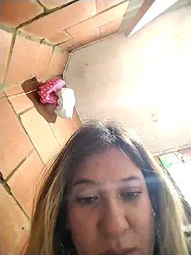 Snapshot of ELEKTRA_LUXURY chatting on March 3, 2025, 2:44 am ELEKTRA LUXURY online show from March 3, 2025, 2:44 am
