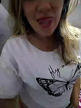 Snapshot of ELEKTRA_LUXURY chatting on February 15, 2025, 3:09 am ELEKTRA LUXURY online show from February 15, 2025, 3:09 am