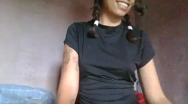 Snapshot of GATIINHA003 chatting on December 6, 2024, 8:34 pm GATIINHA003 online show from December 6, 2024, 8:34 pm