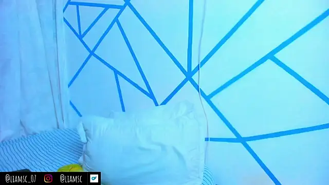 liam scott77 online show from September 25, 2025, 10:16 pm