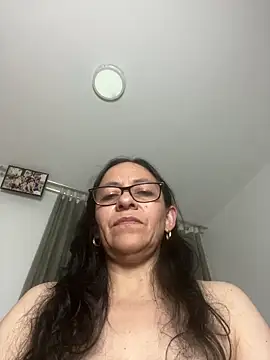 Freya Artemisa online show from March 11, 2025, 5:46 am