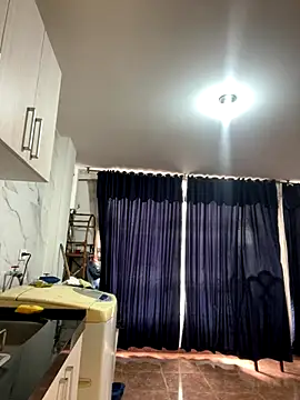 Freya Artemisa online show from September 30, 2025, 5:52 pm