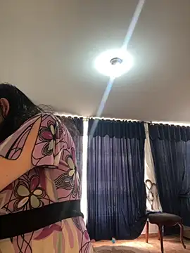 Freya Artemisa online show from September 28, 2025, 6:37 pm