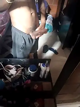 Snapshot of Ger0nim05 chatting on September 14, 2025, 8:20 pm Ger0nim05 online show from September 14, 2025, 8:20 pm