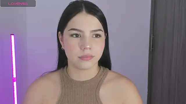 Natasha su  online show from March 7, 2026, 4:01 pm