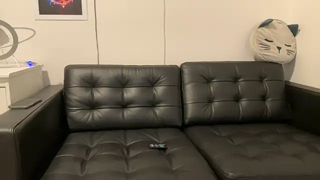 Snapshot of BlueEyedTallGuy94 chatting on December 11, 2024, 1:47 am BlueEyedTallGuy94 online show from December 11, 2024, 1:47 am