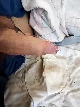 Grig1982 online show from October 31, 2025, 7:27 am