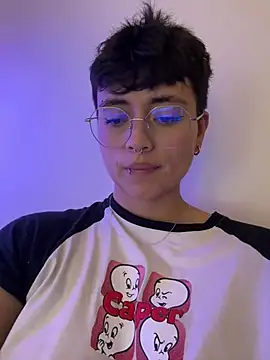 Snapshot of Ashley_Chriss chatting on March 3, 2025, 12:56 am Ashley Chriss online show from March 3, 2025, 12:56 am