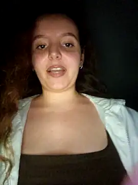 Snapshot of LineaDemie chatting on May 12, 2026, 9:10 pm LineaDemie online show from May 12, 2026, 9:10 pm