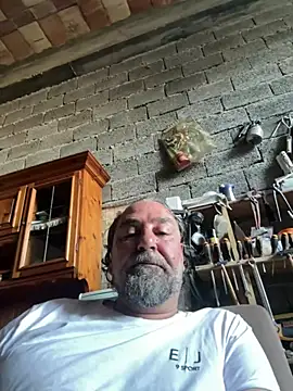 Snapshot of ros217 chatting on June 29, 2026, 4:39 pm ros217 online show from June 29, 2026, 4:39 pm