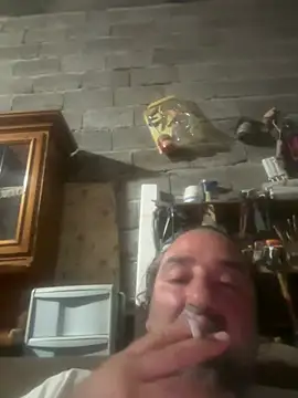 Snapshot of ros217 chatting on July 9, 2026, 8:41 pm ros217 online show from July 9, 2026, 8:41 pm