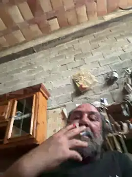 Snapshot of ros217 chatting on June 10, 2026, 3:57 pm ros217 online show from June 10, 2026, 3:57 pm